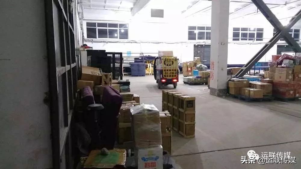 一名快递小哥的故事,物流小哥真实故事