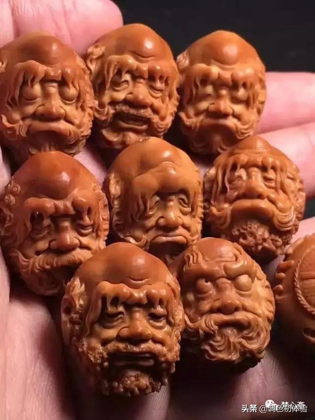 玩橄榄核要有技巧,橄榄核雕什么题材好