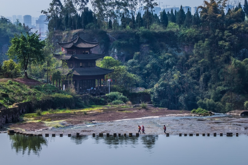 中国广安红色文化影视城地址,广安影视城是不是乐活城