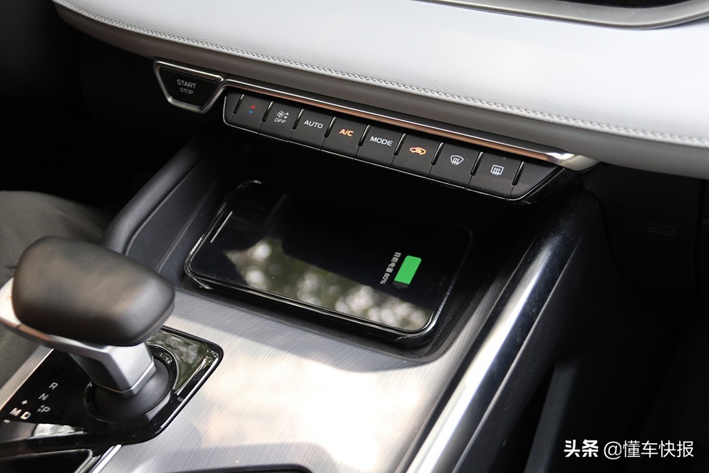 吉利星瑞豪华配置介绍,吉利星瑞丰富智能的配置
