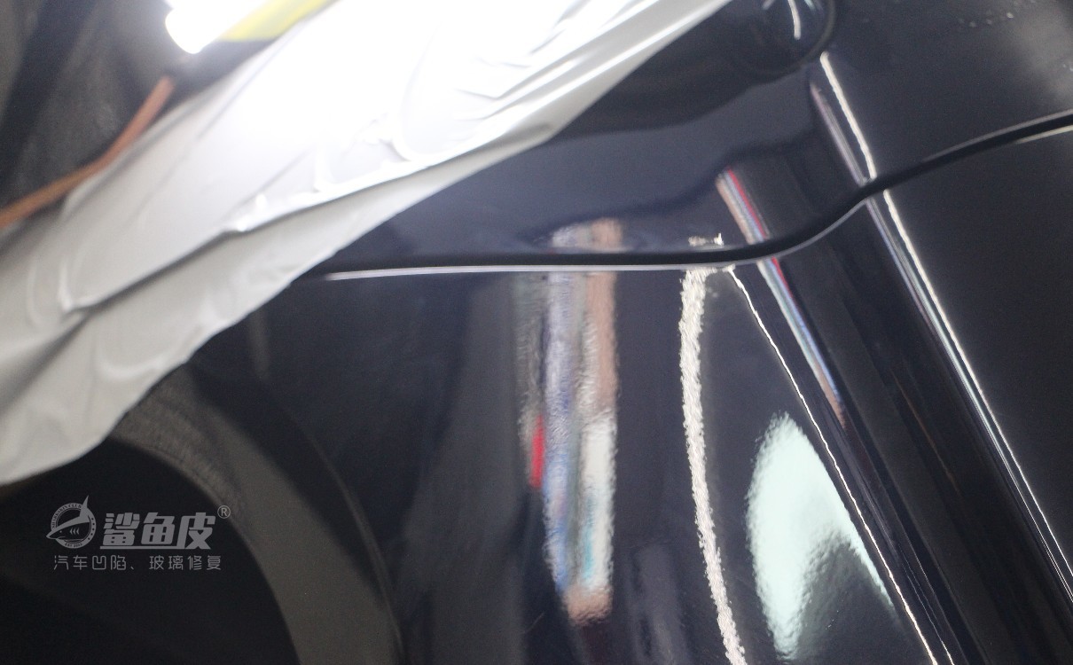 车身石子砸的小坑修复多少钱,车身石子打的坑掉漆怎么修复