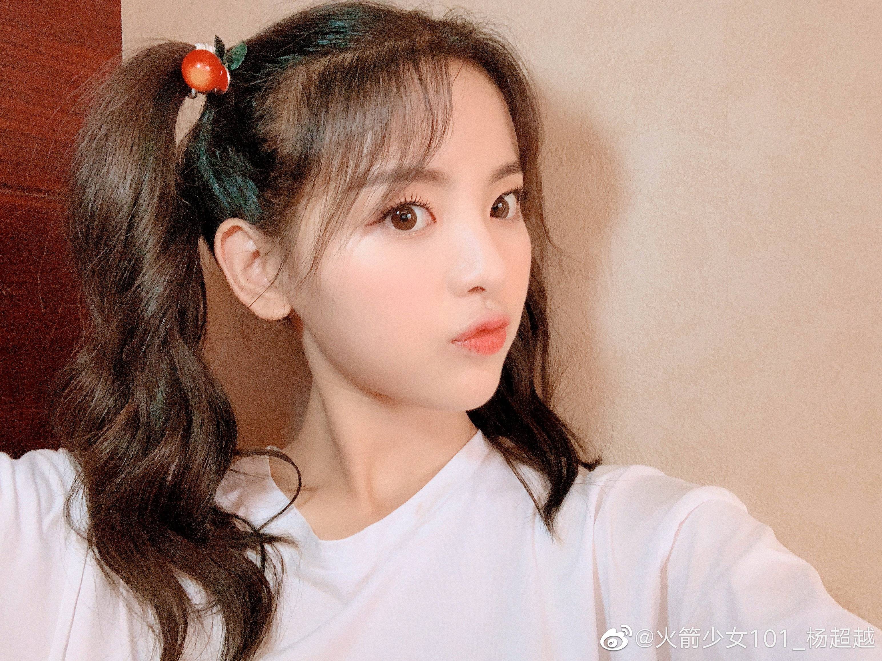 杨超越吐槽生活,杨超越吐槽圈内好友