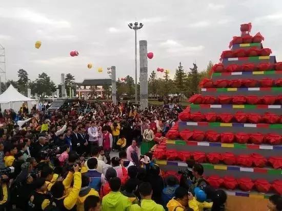 8月末，来龙井一起载歌载舞庆“丰收”！