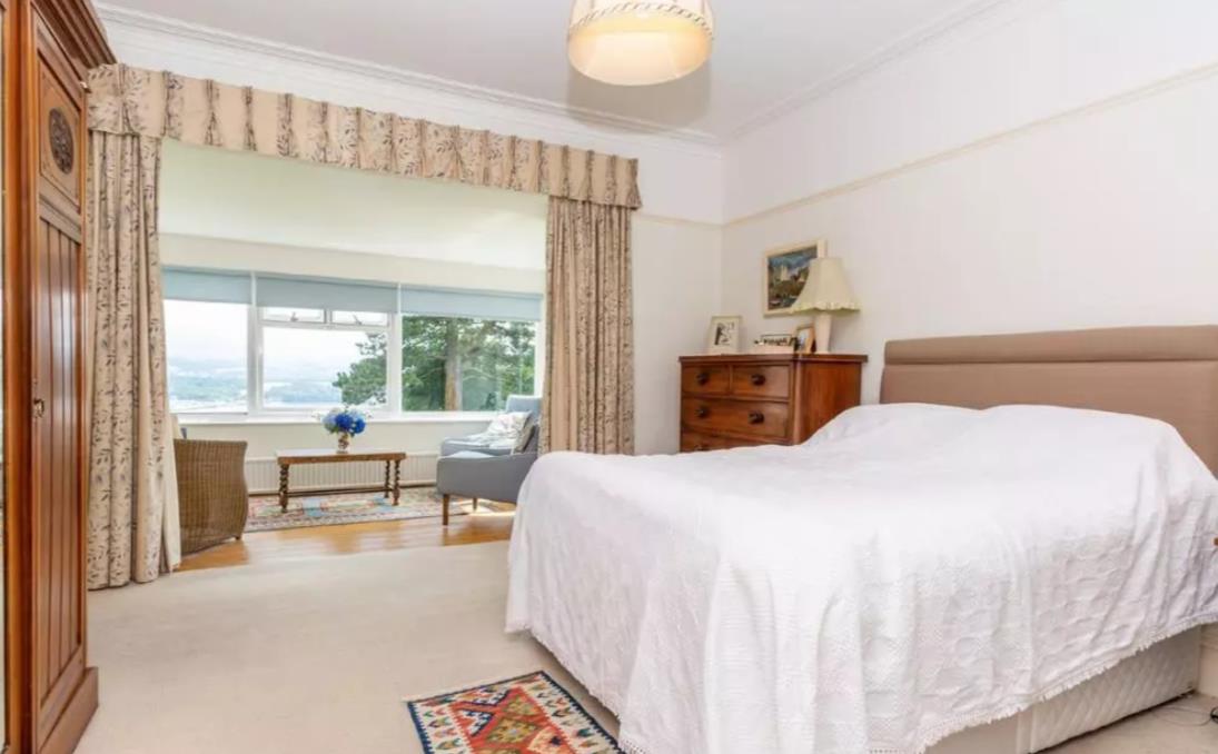 在英国100人民币能买到什么,100万英镑在英国能买什么房子