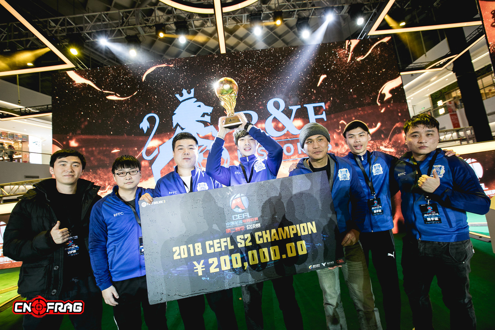 TheYearinPhotos-cnFrag2018年度电竞图片