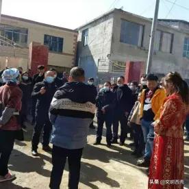 私自操办酒席被发现怎么处理,违规操办搬家酒