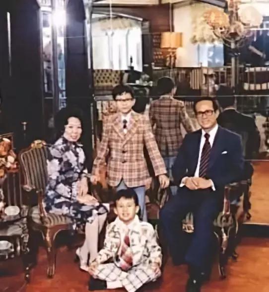 豪门原配最惨的下场,李嘉诚原配庄月明豆瓣