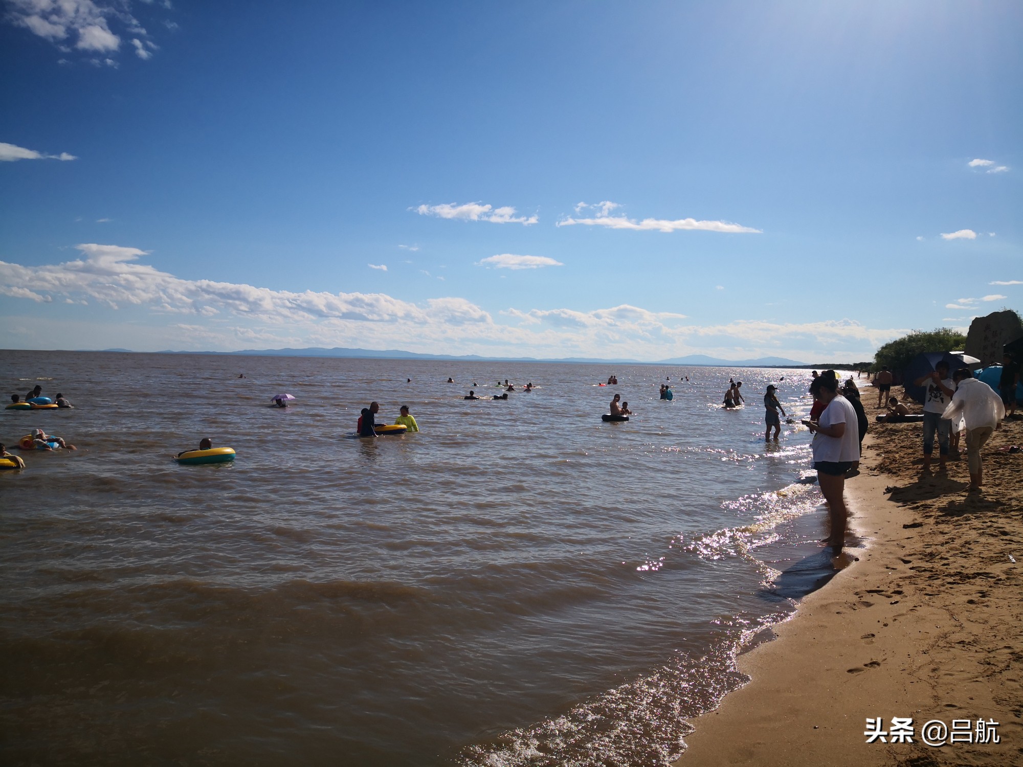 中俄边界兴凯湖,看似汪洋大海其实水深仅十米