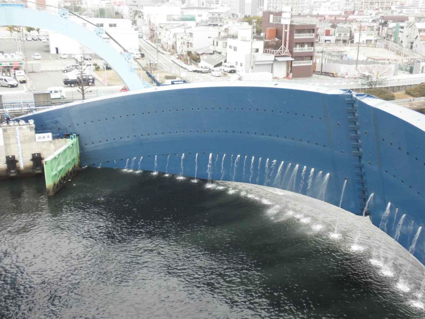 日本人极其聪明,日本防海啸墙挡海啸视频