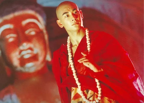 经典老电影《青蛇》：一场“做人”的修行