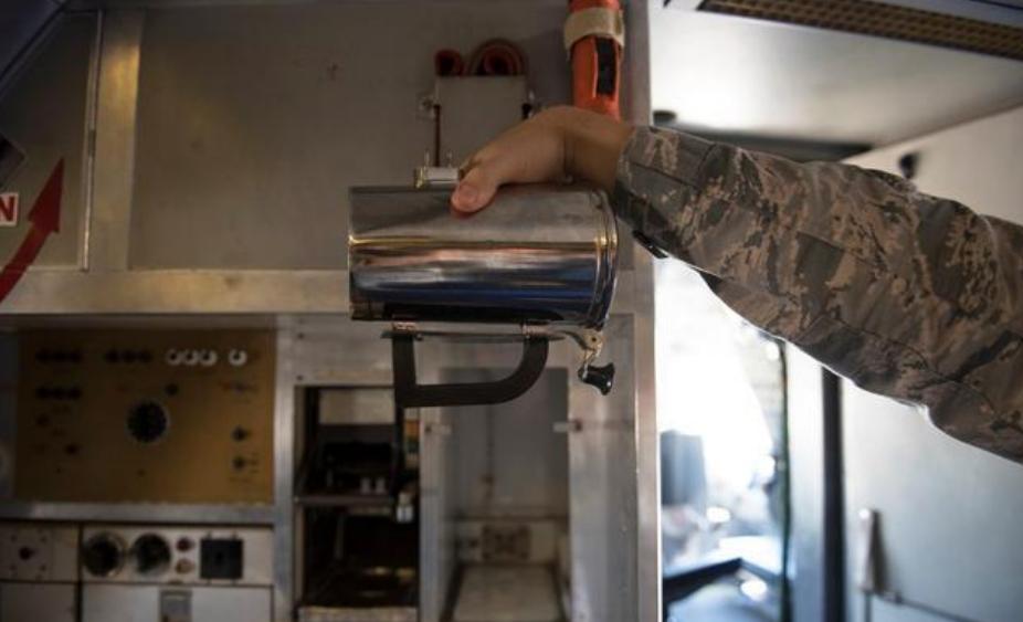 美国买的电水壶,美国电热水壶多少钱