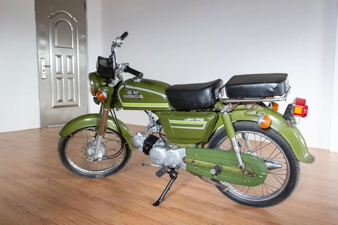 浙江一机车发烧友收藏40多辆摩托车,每一辆都有时代烙印
