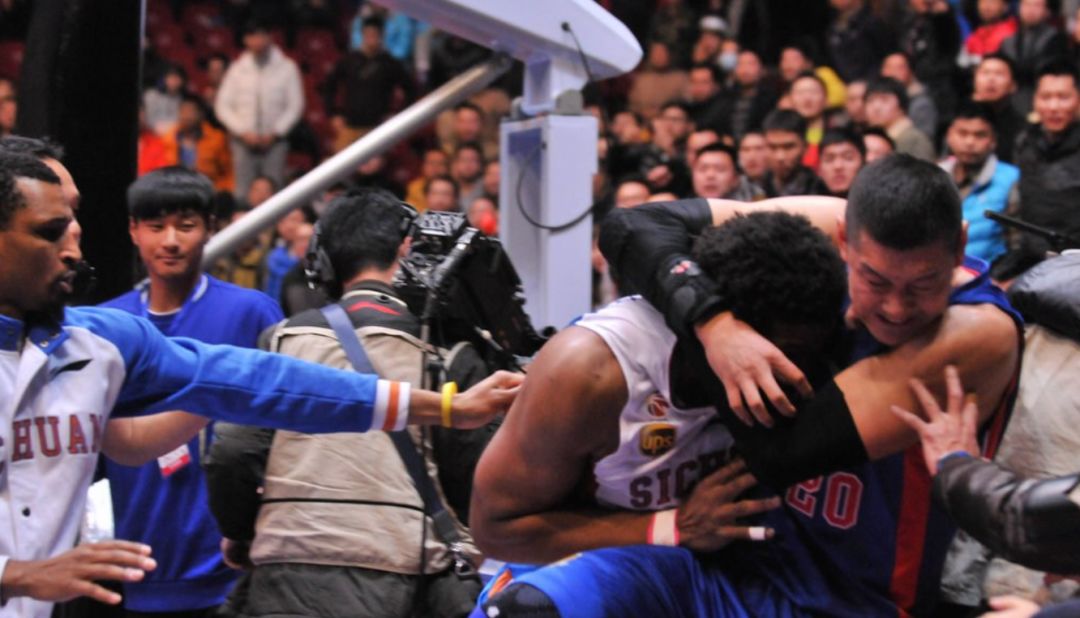 中国男篮历史上最大的斗殴事件,中国男篮打架十大人物