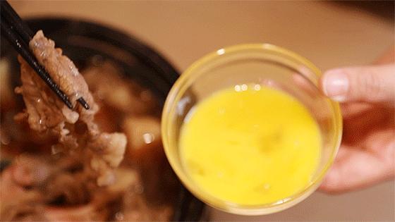 鸡蛋拌一切，日本人吃生鸡蛋到底有多野？（菲李漫画）