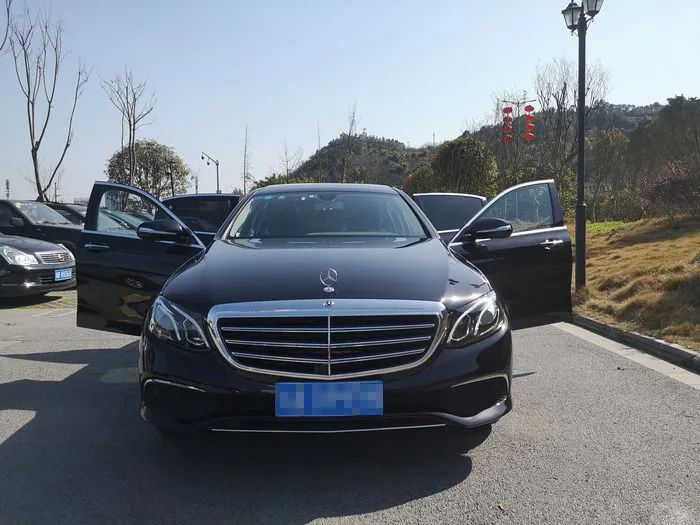 车主评价奔驰威霆驾驶感受,奔驰e300车主谈感受