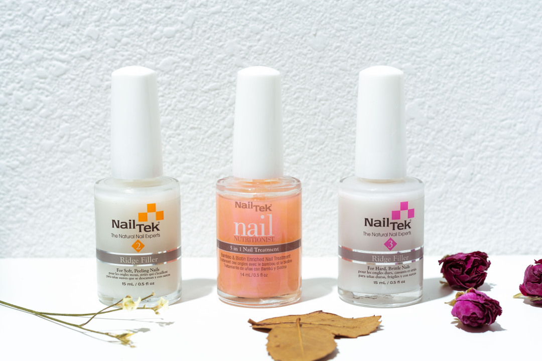 易劈易断还分层？美国专业沙龙修复甲油，给“病甲”快速“整容”