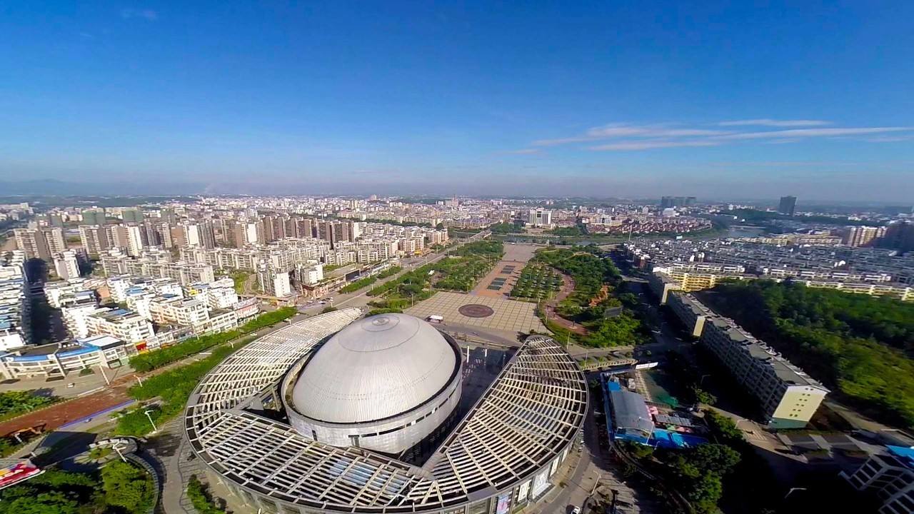 江西吉安离赣州有多远,赣州跟吉安哪个城市比较好考驾照