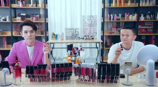 网红李佳琦直播5分钟,卖出15000支口红:逆袭的人生,从不靠奇迹