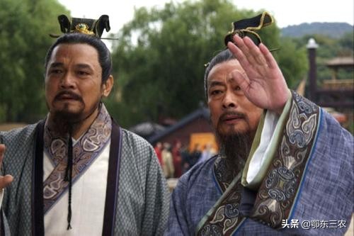 官不入民宅父不进子房全句的意思,官不进民宅父不入子房怎么理解