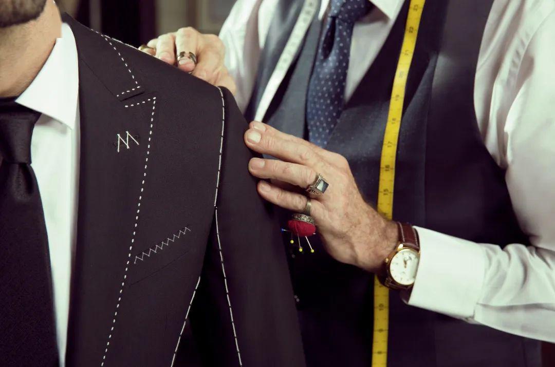 浣庤皟鐨勭敺鍚屼簨,娌夐粯瀵¤█鐨勭敺鍚屼簨