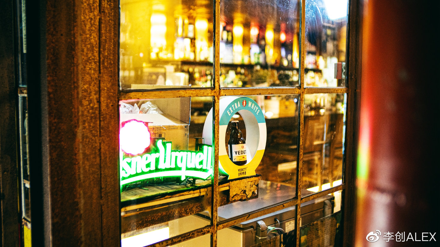 七工匠50mmf1.8镜头与55mmf1.05的区别,不到三千的旗舰机