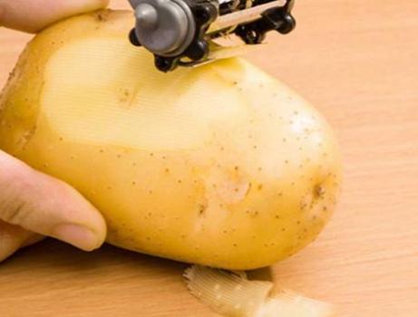 炸薯片怎么做才会酥脆不软,炸薯片怎么炸又香又脆又好吃