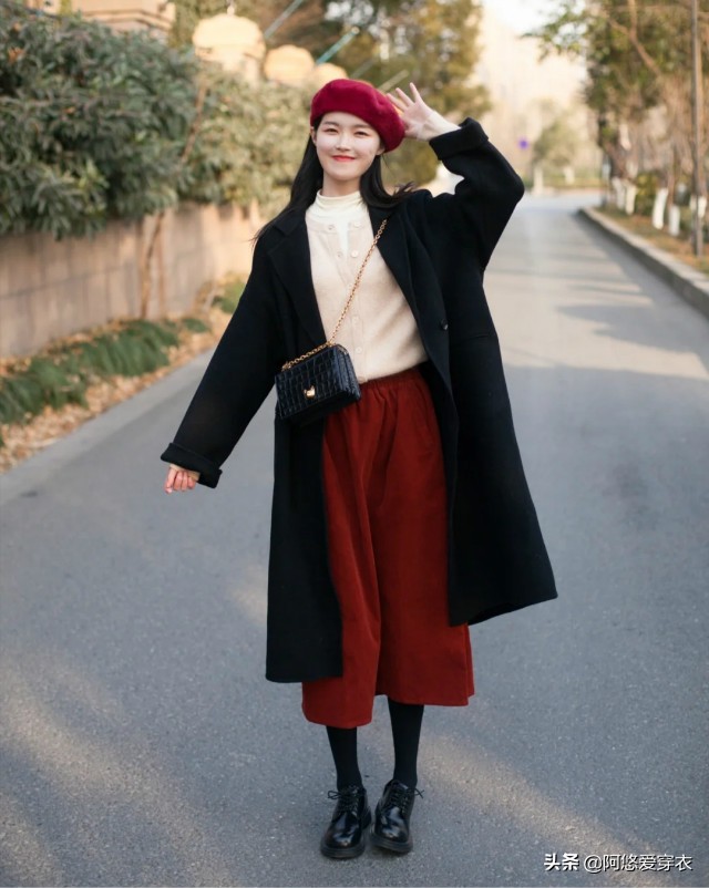 讲真，肩宽背厚的女人，不要这么穿大衣！分分钟显胖十斤（不止）