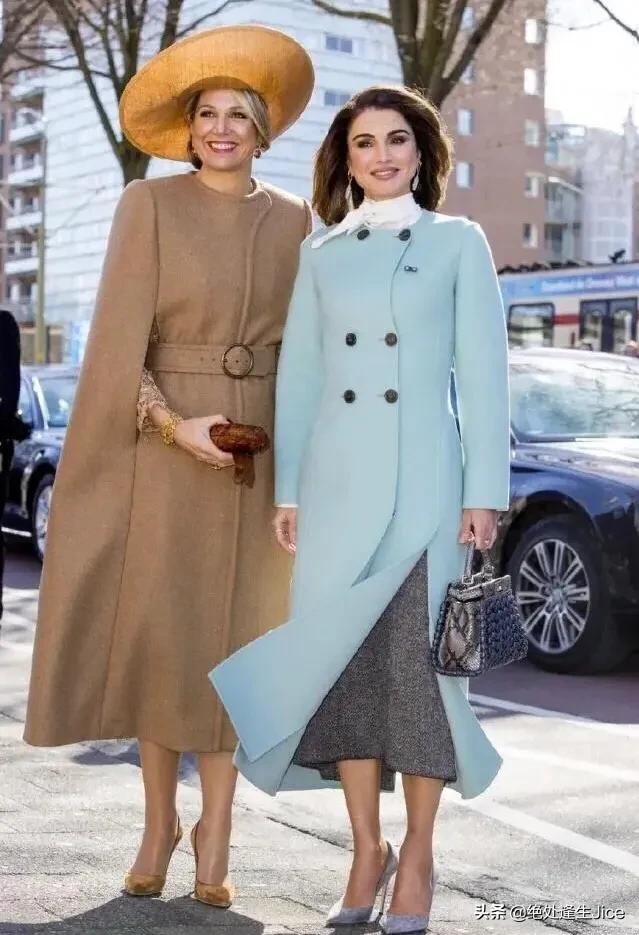 出身影响气质吗?贵族王后VS平民王后,骨子里的高贵感模仿不来