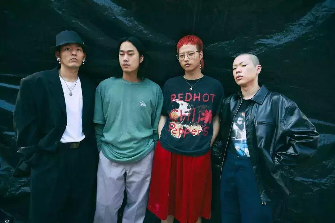 丑帅型男生网红,又高又帅的丑男