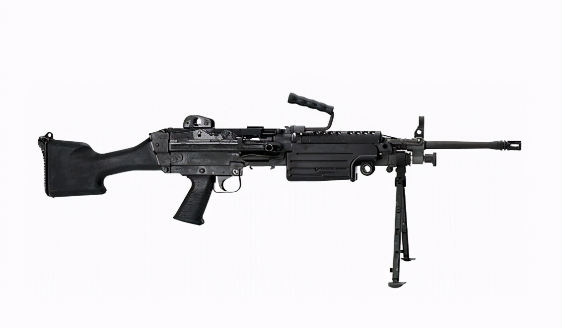 第一部就开始挖坑的电影《赤道》*器武**全分析