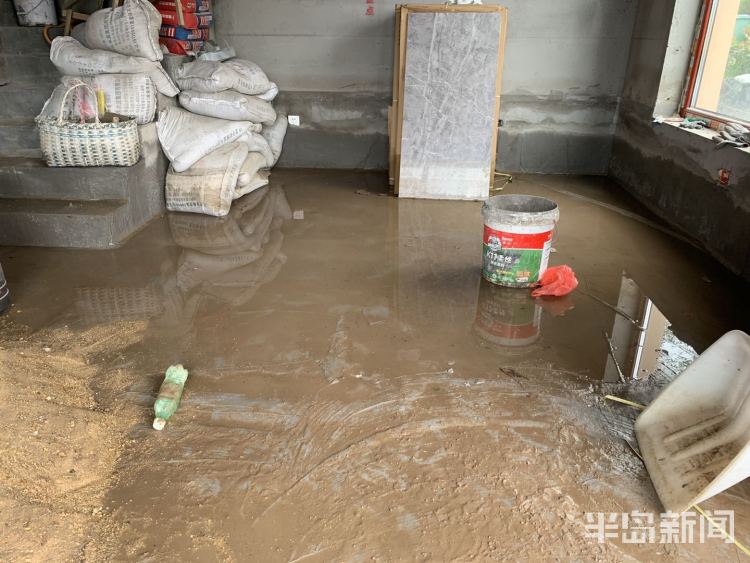 青岛大雨漏水小区,青岛暴雨房屋漏水