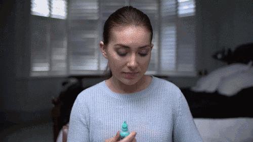 眼药水为啥滴到血管瘤部位,眼药水应该滴在眼睛什么位置