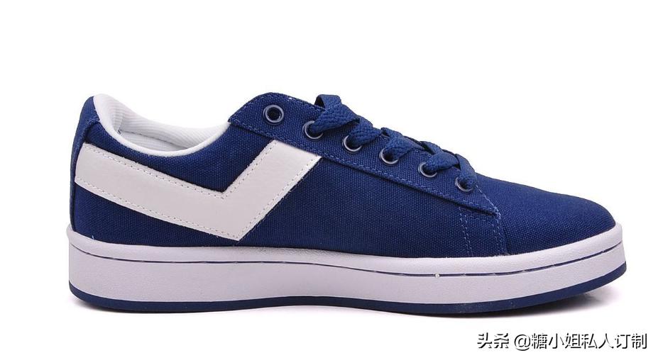 除了匡威，还有5款夏季必入的单品帆布鞋不可不知。