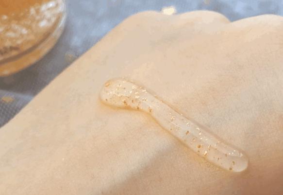 韩束水润紧致礼盒,韩束淡纹精华水