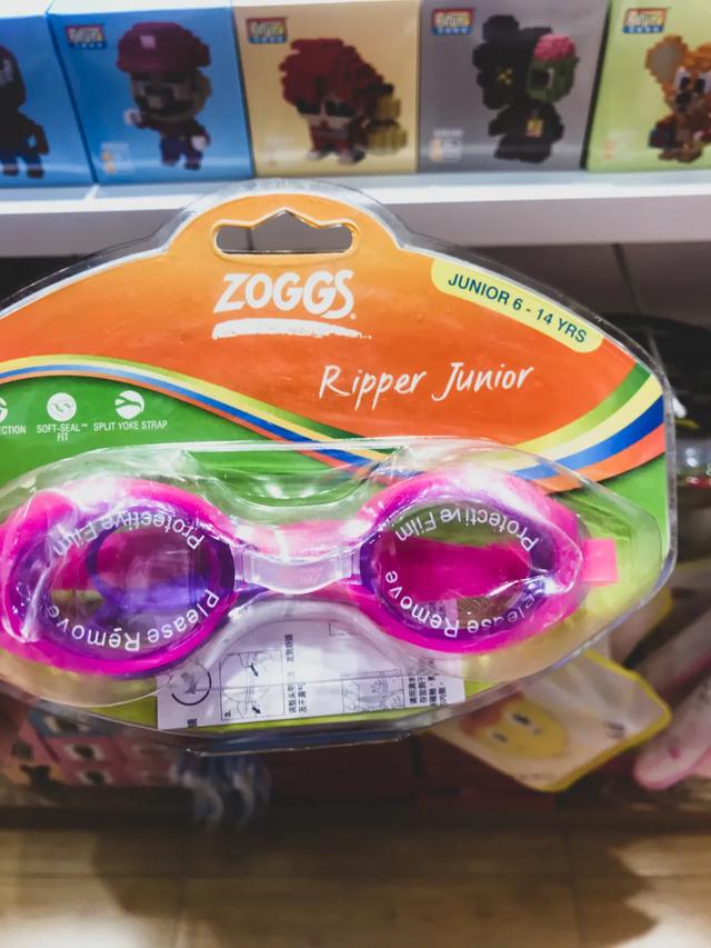 带宝宝游泳用什么泳镜,儿童初学游泳需要买泳帽吗