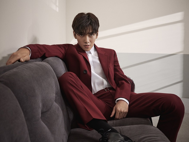 池昌旭时装周,池昌旭黑夹克