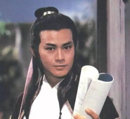 郑少秋跟沈殿霞为什么会离婚,肥姐沈殿霞问郑少秋有没有爱过她