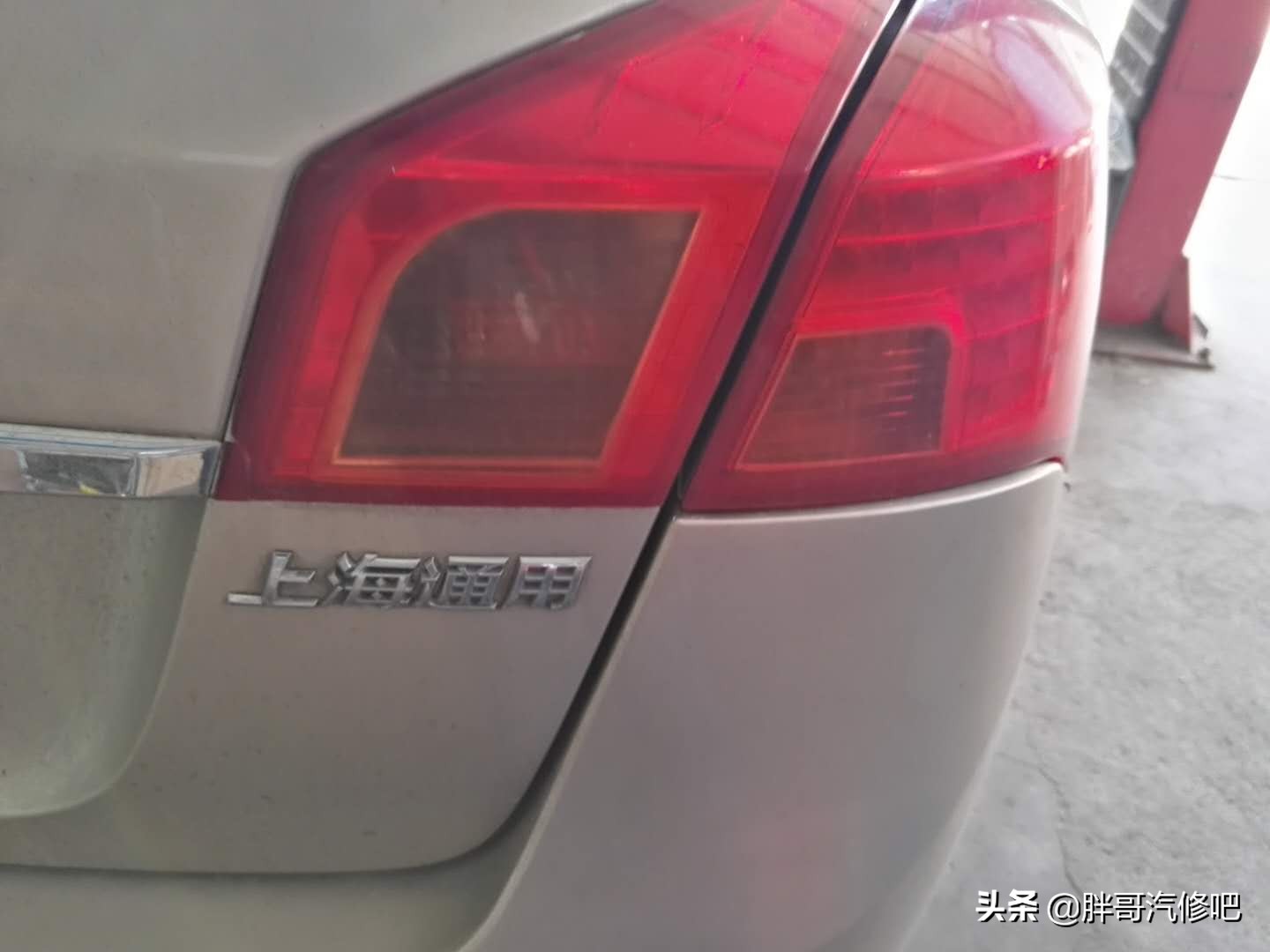 别克凯越被撞了一个坑怎么修复,凯越的发动机大修还能跑长途啊