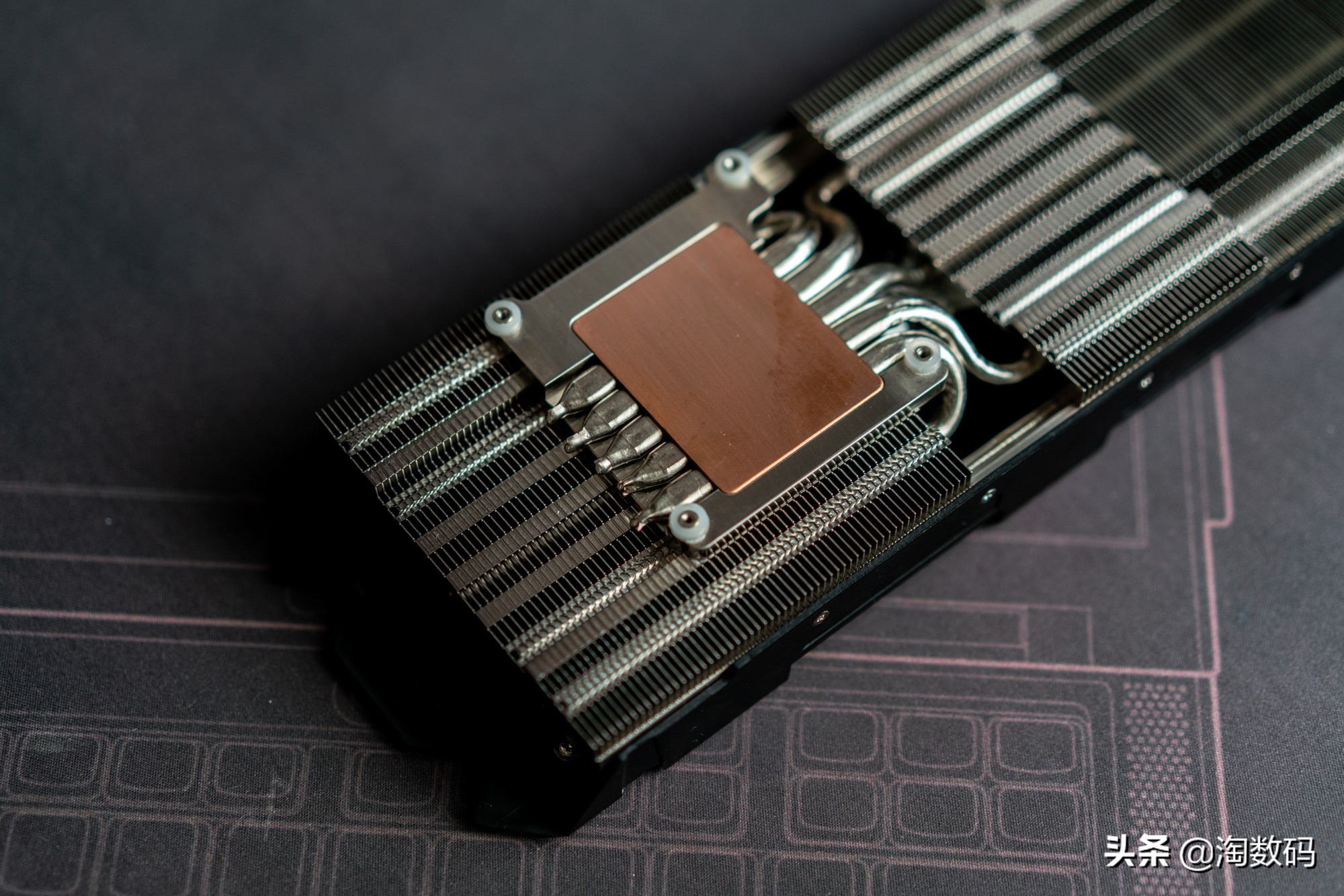 gtx1660ti跟gtx1080ti,七彩虹gtx1660ti1799