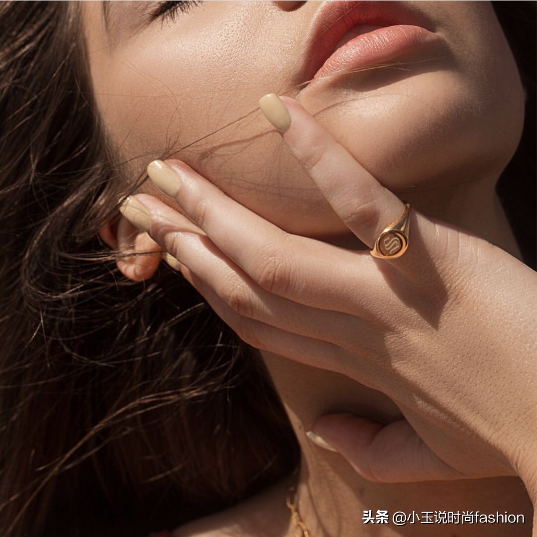 戒指男女戴法和意义十个手指,男女戒指的正确戴法图解