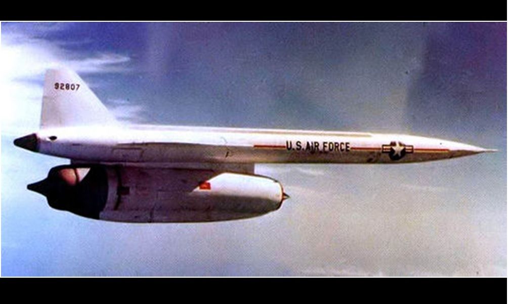 冷战初期核威胁，美军在台湾秘密部署核导弹，*狗猎**随时轰炸莫斯科