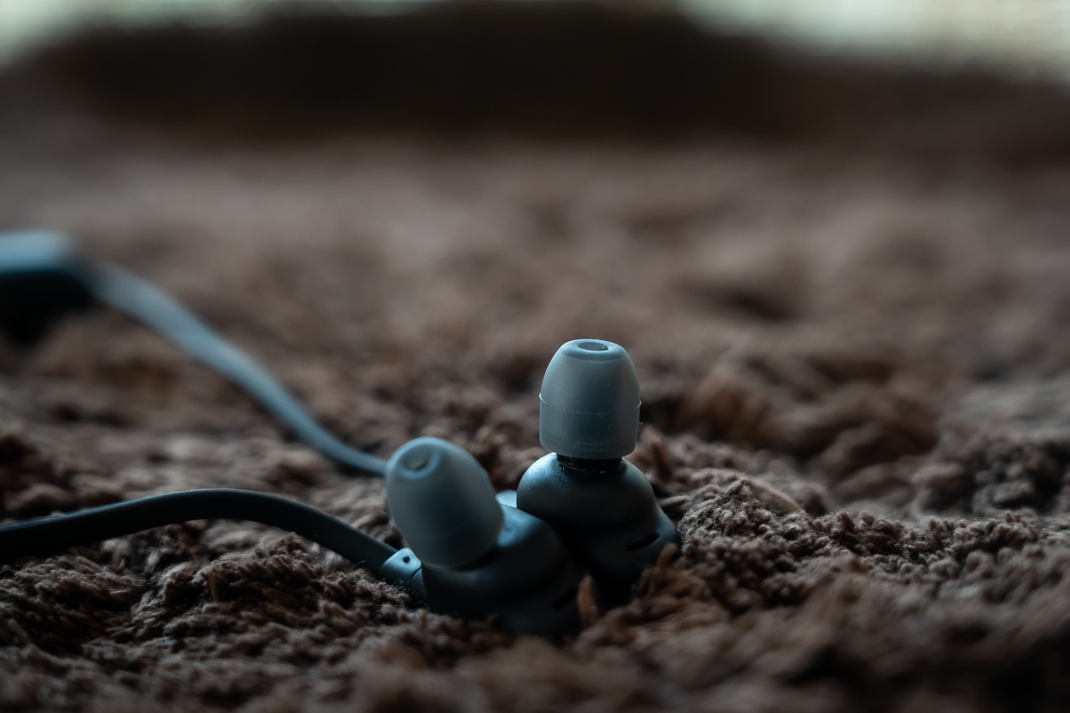 索尼降噪耳机wh1000xm2,索尼wi-1000xm2降噪不明显