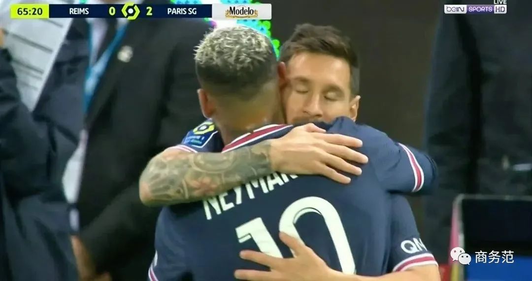 17岁梅西首秀照片,梅西34岁首战刷爆3项纪录