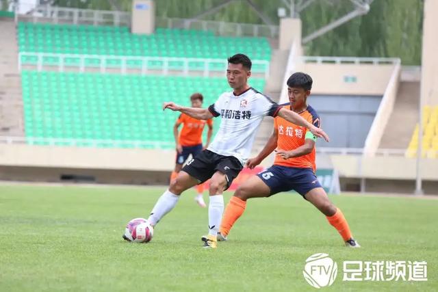 绿茵场上传捷报，鄂尔多斯市足球健儿夺冠！