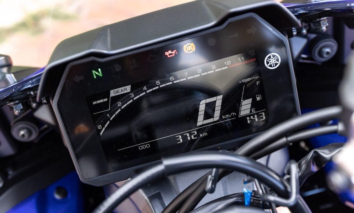 雅马哈r7马力机测试,雅马哈r7座高测试