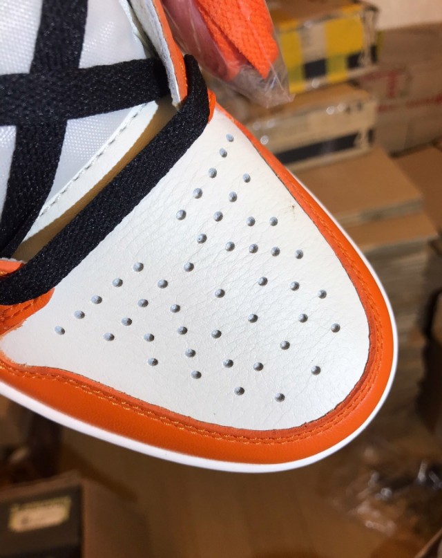 如何判断aj1真假,怎么判断aj1小迪奥真假