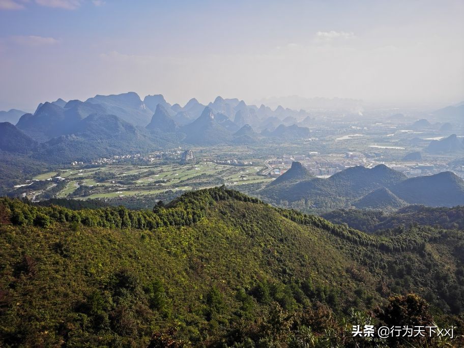 一览众山小的广西绝顶风光,一览众山小的绝美风景视频