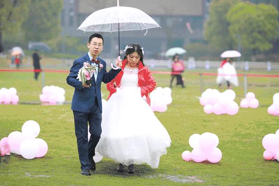 扬州一场33年前的集体婚礼，在抖音上火了