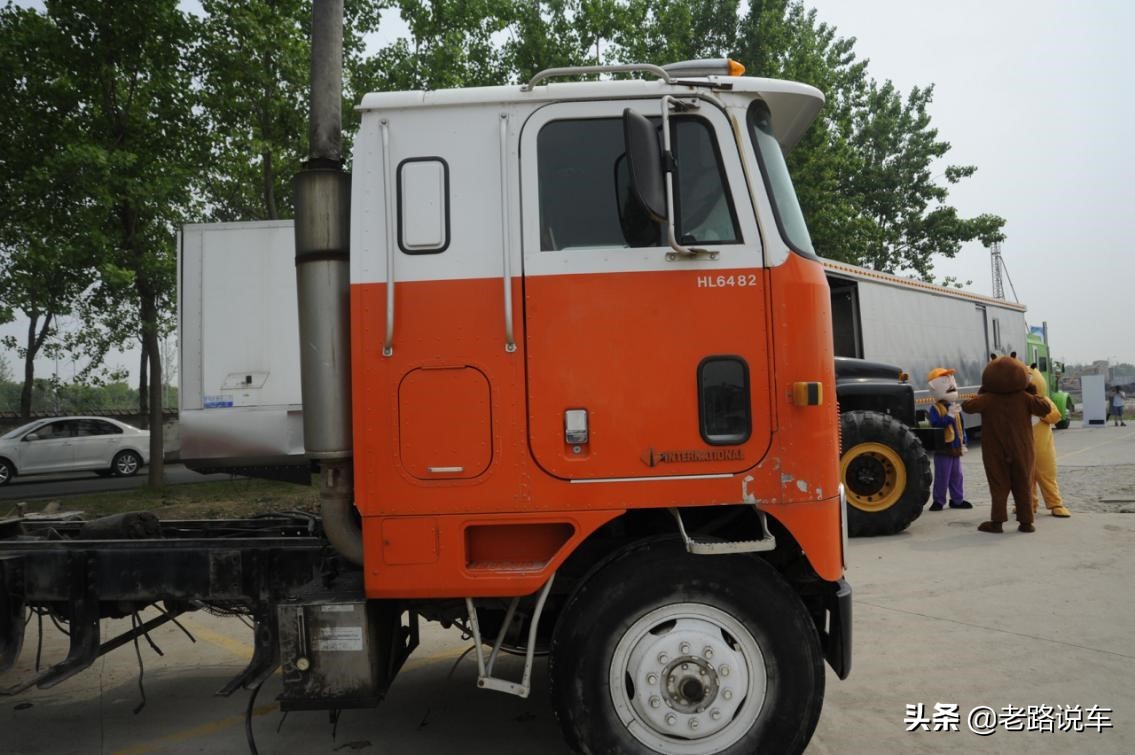 路边的经典——超级美式大平头！万国HL6482