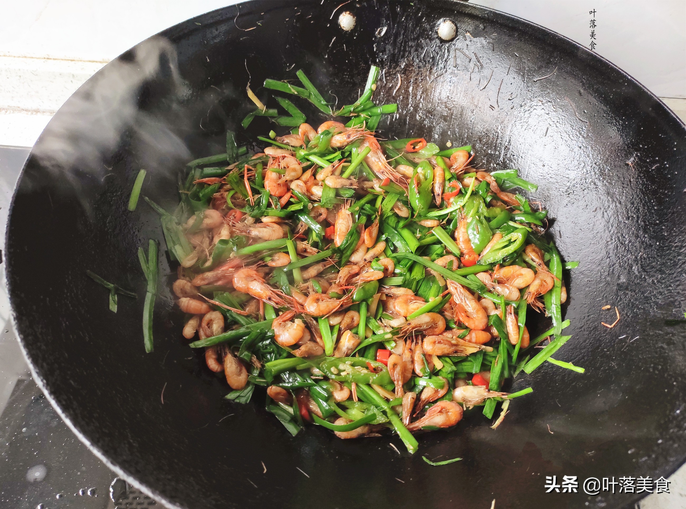 韭菜炒小河虾米做法,韭菜炒小河虾酥又脆